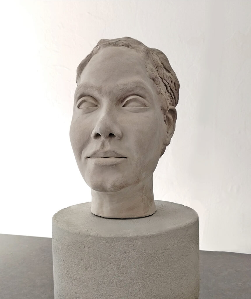 Amir-Shakir-Clay-Sculpture-Ivette-Cabrera-Bust