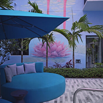 Mural-City-palce-Doral-Leksa-Luxury-Apartments-The-Color-Dreamers